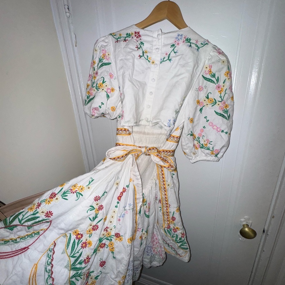 NWOT - Anthropologie Embroidered Floral Dress